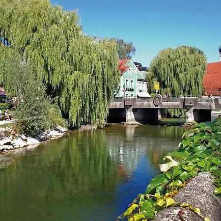 Проживание в семье Stadt-land-fluss *